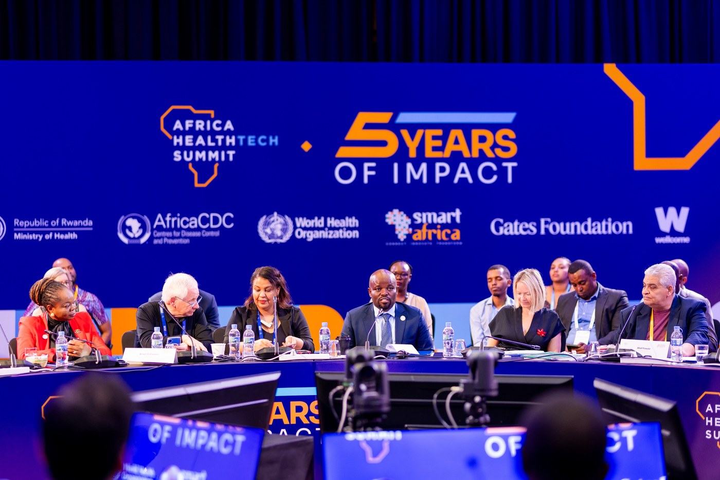 Panel at the round table